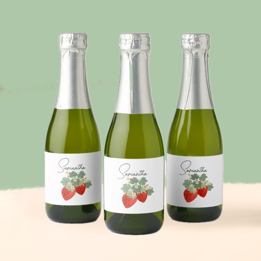 Two Red Strawberries with Leaves & Flowers | Fruit Sparkling Wijnetiket
