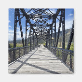 Two Rivers Bridge Magneet (Voorkant)