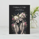 Two Romantic Gothic Human Skeletons Embracing Save The Date (Staand voorkant)