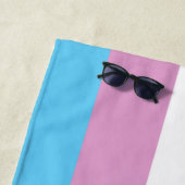 Two-Spirit Trans Pride-vlag Strandlaken (In situ)