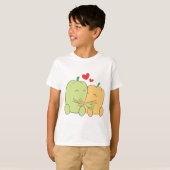 Two Sweet Bell Pepper Lovers Hugging T-shirt (Voorkant volledig)