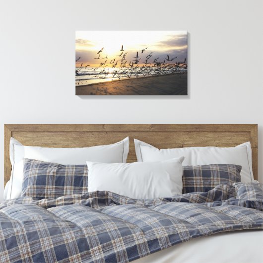 Tybee Island - Morning Flock Canvas Afdruk (Insitu (Slaapkamer))