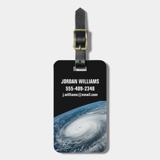Tyfoon Hinnamnor. Bagagelabel (Voorkant verticaal)