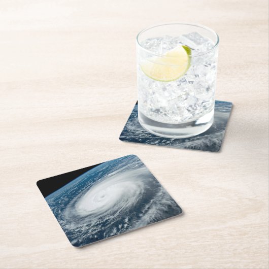 Tyfoon Hinnamnor. Kartonnen Onderzetters (Insitu)