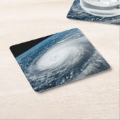 Tyfoon Hinnamnor. Kartonnen Onderzetters (Schuin)