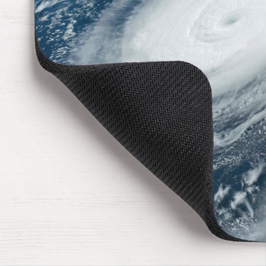 Tyfoon Hinnamnor. Muismat (Hoek)