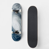 Tyfoon Hinnamnor. Persoonlijk Skateboard (Voorkant)