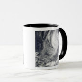 Tyfoon Lupit 2 Mok (Voorkant rechts)