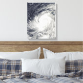 Tyfoon Lupit over de westerne Stille Oceaan Canvas Afdruk (Insitu (Slaapkamer))