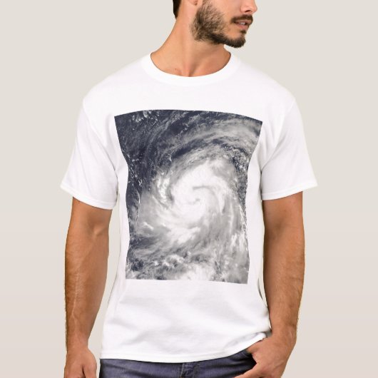 Tyfoon Lupit over de westerne Stille Oceaan T-shirt (Voorkant)