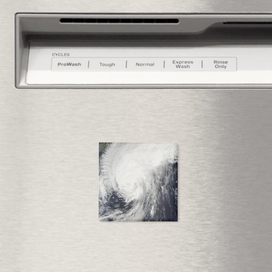 Tyfoon Melor nadert Japan Magneet (Insitu (Vaatwasser))