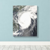 Tyfoon Neoguri nadert China 2 Canvas Afdruk (Insitu (Houten vloer))
