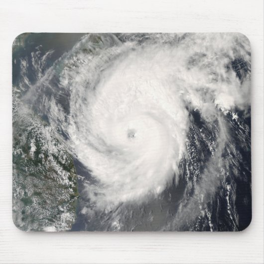 Tyfoon Neoguri nadert China 2 Muismat (Voorkant)