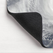 Tyfoon Nida ten zuidwesten van Iwo Jima Muismat (Hoek)