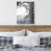 Tyfoon Nuri die de Filipijnse eilanden nadert Canvas Afdruk (Insitu (Slaapkamer))