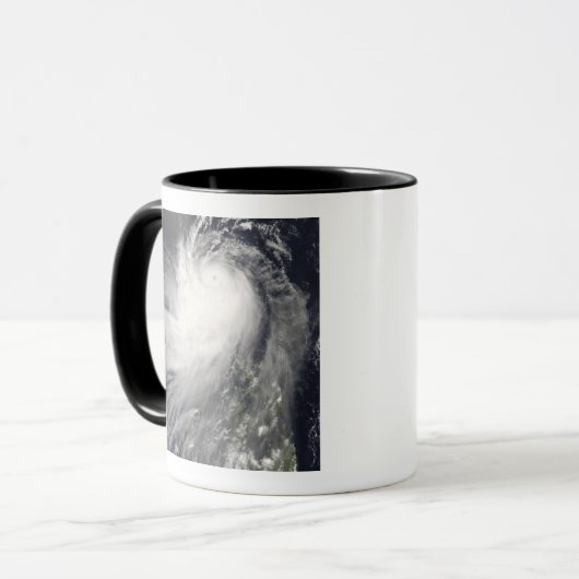 Tyfoon Nuri over de Filipijnse eilanden Mok (Voorkant links)