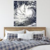 Tyfoon Parma, westwaarts Canvas Afdruk (Insitu (Slaapkamer))