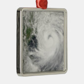 Tyfoon Prapiroon Metalen Ornament (Rechts)