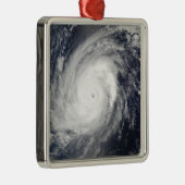 Tyfoon Sudal ten zuiden van Japan 2 Metalen Ornament (Rechts)