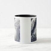 Tyfoon Sudal ten zuiden van Japan 3 Mok (Midden)