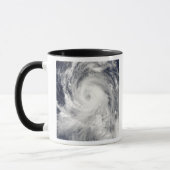 Tyfoon Tingting over de Noordelijke Marianeilanden Mok (Links)