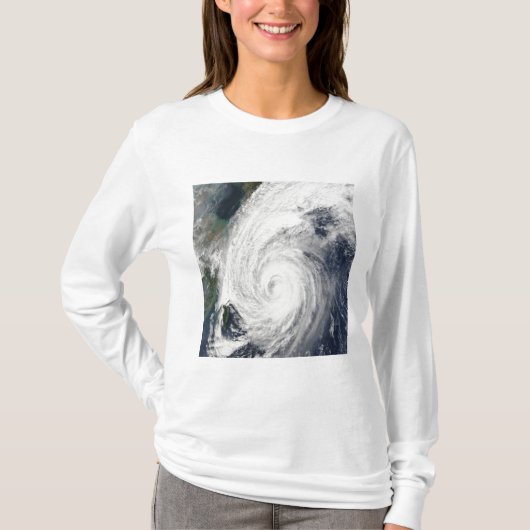 Tyfoon Tokage ten zuiden van Japan T-shirt (Voorkant)