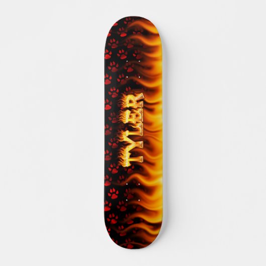 Tyler skateboard brand en vlammenontwerp. (Voorkant)