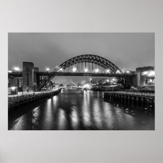 Tyne Bridge 's nachts Poster