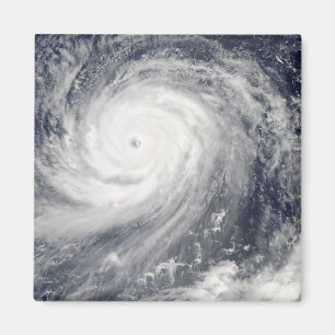 Typhoon Choi-wan ten westen van de Marianen Magneet