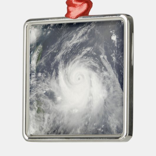 Typhoon Ewiniar Metalen Ornament (Links)