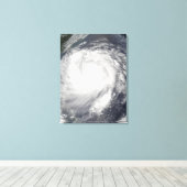 Typhoon Haitang Canvas Afdruk (Insitu (Houten vloer))