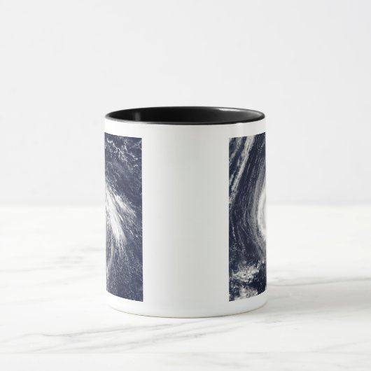 Typhoon Higos Mok (Midden)