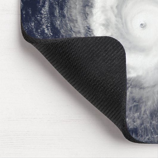 Typhoon Higos Muismat (Hoek)