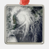 Typhoon Kompasu Metalen Ornament (Voorkant)