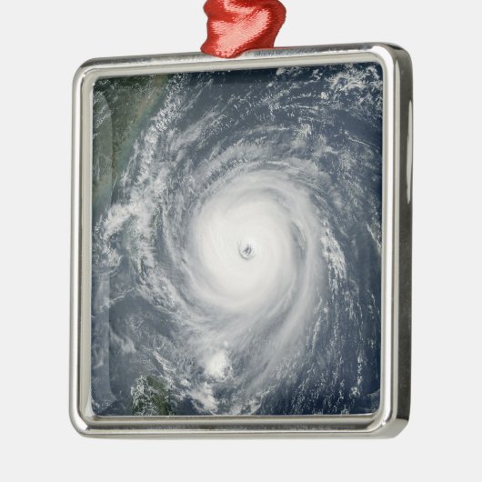 Typhoon Longwang nadert Taiwan Metalen Ornament (Links)