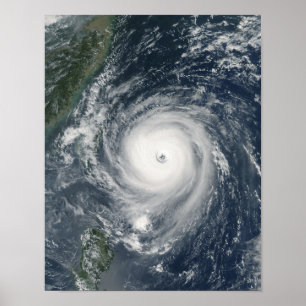 Typhoon Longwang nadert Taiwan Poster