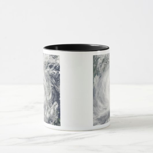 Typhoon Megi 2 Mok (Midden)