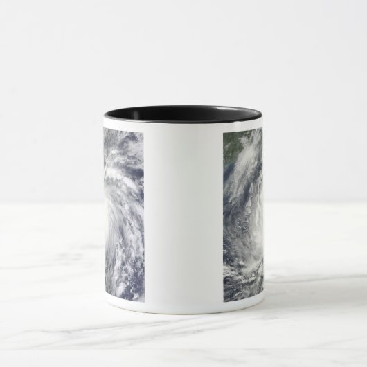 Typhoon Megi Mok (Midden)