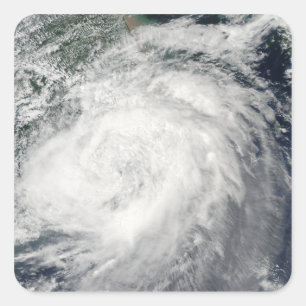 Typhoon Morakot over China Vierkante Sticker