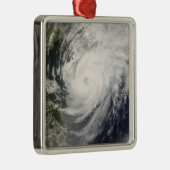 Typhoon Neoguri nadert China Metalen Ornament (Rechts)