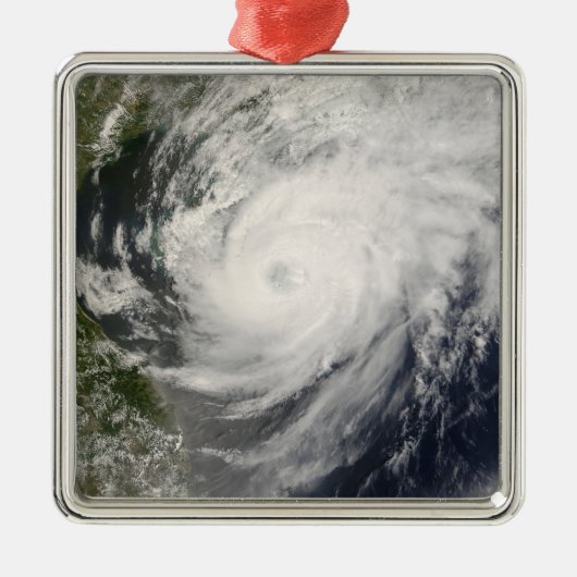 Typhoon Neoguri nadert China Metalen Ornament (Voorkant)