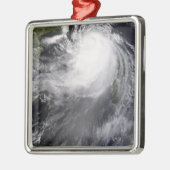 Typhoon Nuri nadert China Metalen Ornament (Links)