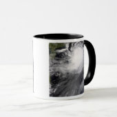 Typhoon Nuri nadert China Mok (Voorkant rechts)