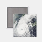 Typhoon Rusa 2 Magneet (Voorkant / Achterkant)