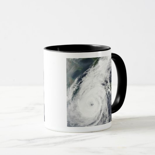 Typhoon Rusa 2 Mok (Voorkant rechts)