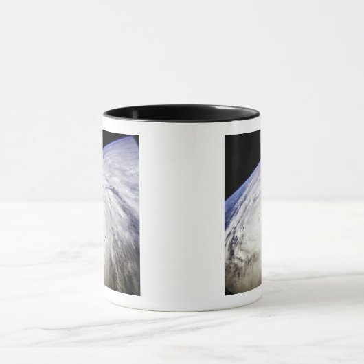 Typhoon Saomai Mok (Midden)