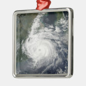Typhoon Sinlaku Metalen Ornament (Links)