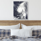 Typhoon Vamco in de Stille Oceaan Canvas Afdruk (Insitu (Slaapkamer))