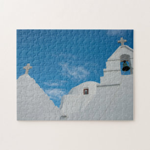 Typische witgekalkte kerk legpuzzel