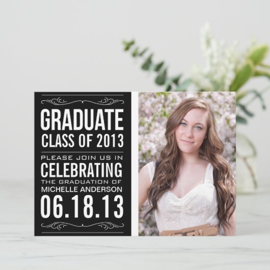 Typografie Afstuderen Uitnodiging Sjabloon (Staand voorkant)